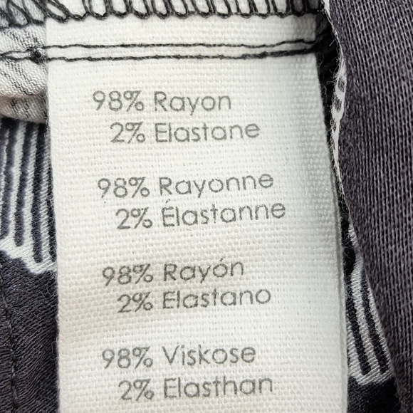 PJ Salvage Women's Floral Button Up Shirt - Picture 5 of 6